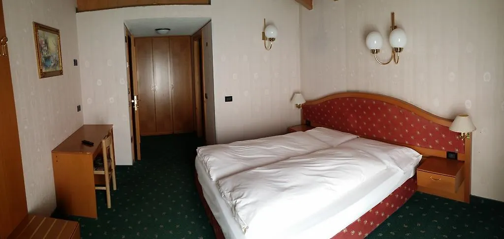 Hotel Alba Ливиньо Италия